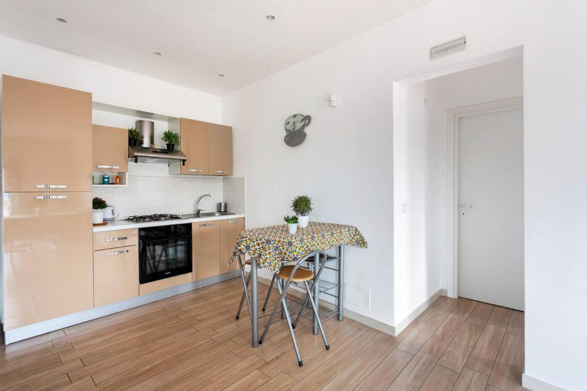 Frank's house - appartamento con terrazzo in centro Palermo Esterno foto