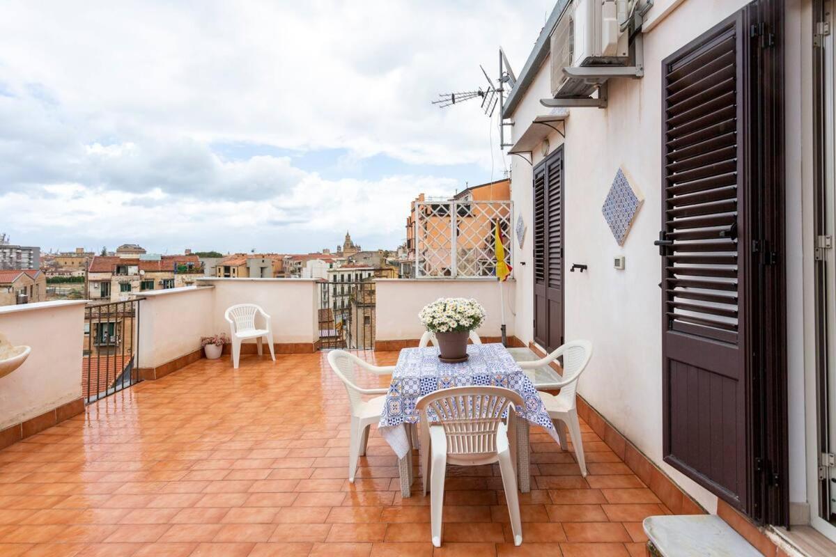 Frank's house - appartamento con terrazzo in centro Palermo Esterno foto