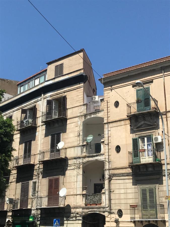 Frank's house - appartamento con terrazzo in centro Palermo Esterno foto