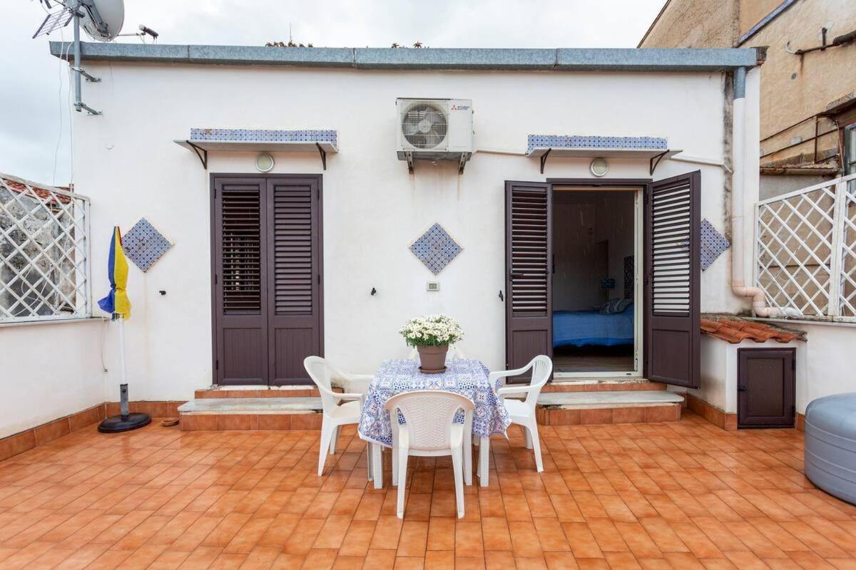 Frank's house - appartamento con terrazzo in centro Palermo Esterno foto